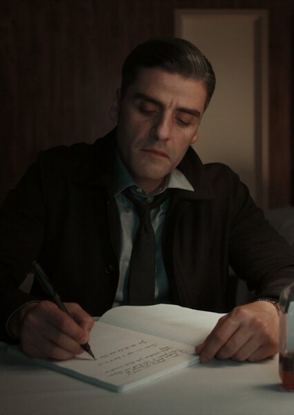 Oscar Isaac photo