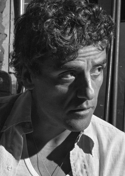 Oscar Isaac photo