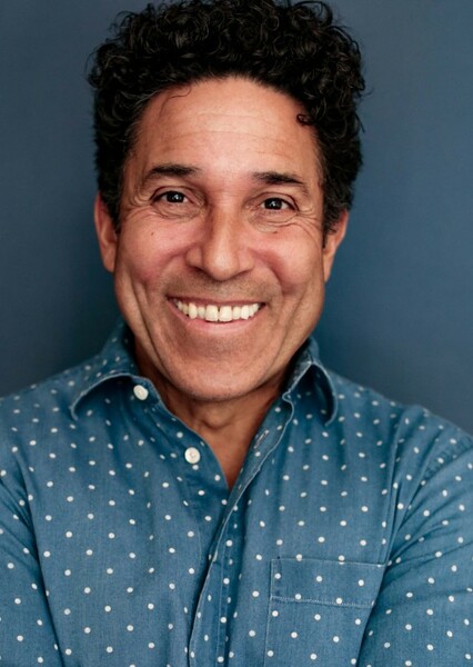 Oscar Nuñez photo