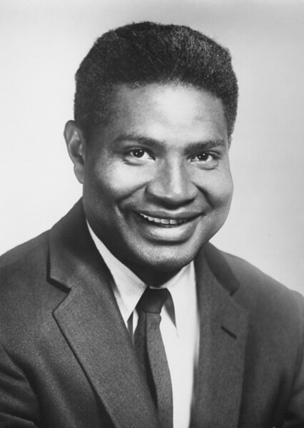 Ossie Davis photo