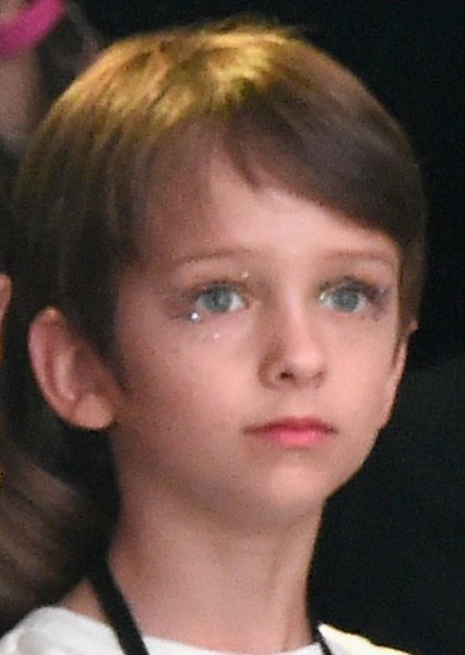 Otis Tobias Maguire photo