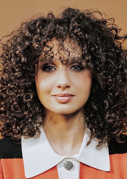 Oulaya Amamra photo