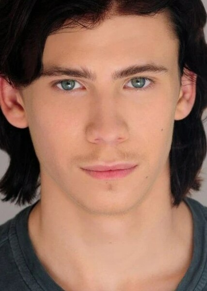 Owen Teague photo