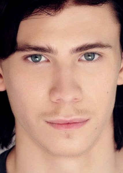Owen Teague photo