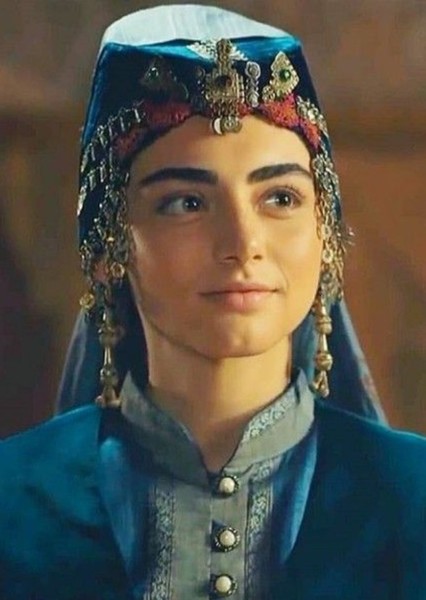 Özge Törer photo