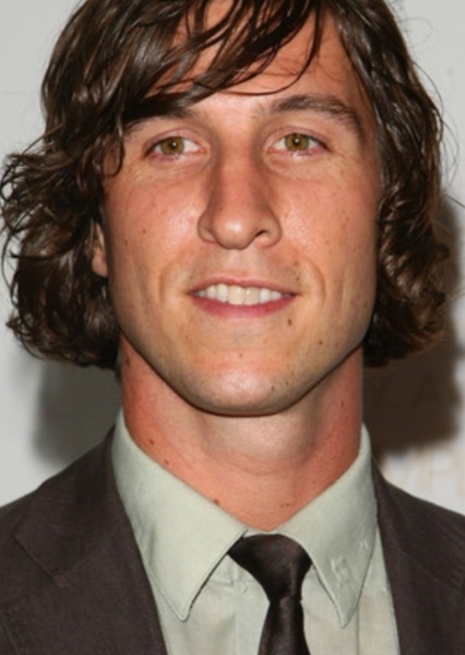 Pablo Schreiber photo