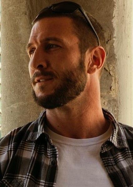 Pablo Schreiber photo