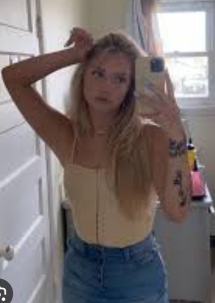 Paige Layle photo