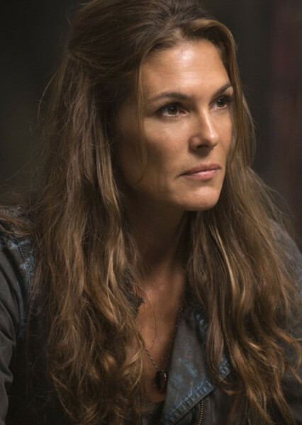Paige Turco photo