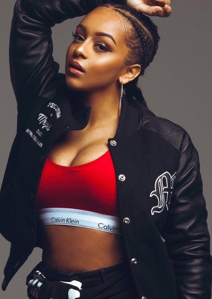 Paigey Cakey photo