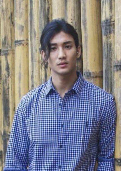 Paing Takhon photo