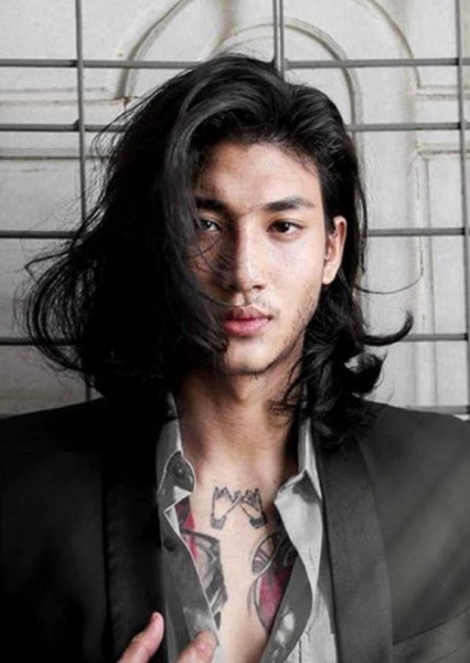Paing Takhon photo