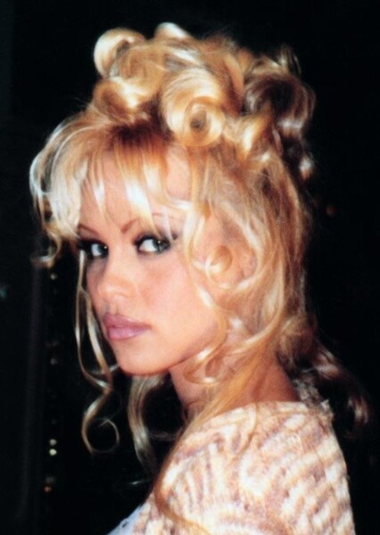 Pamela Anderson photo