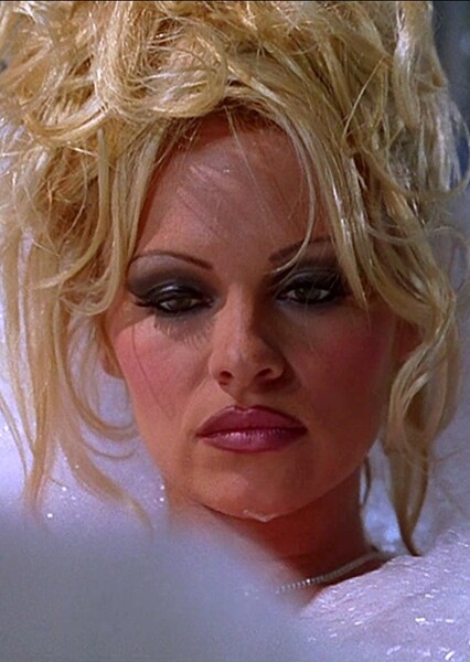 Pamela Anderson photo