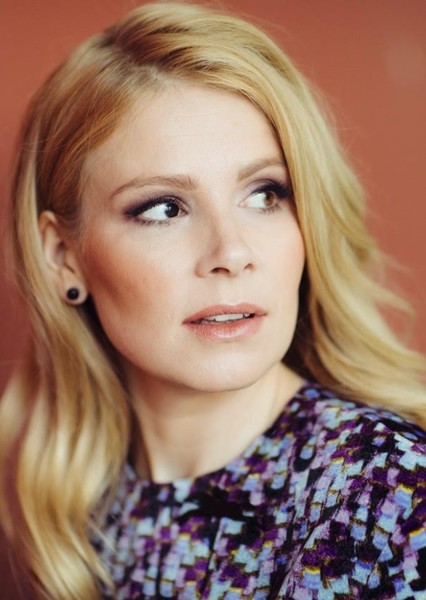 Pamela Tola photo