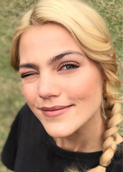 Pâmela Tomé photo