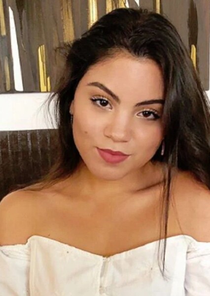 Paola Andino photo