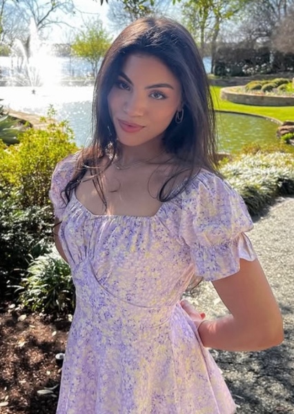 Paola Andino photo