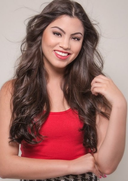 Paola Andino photo