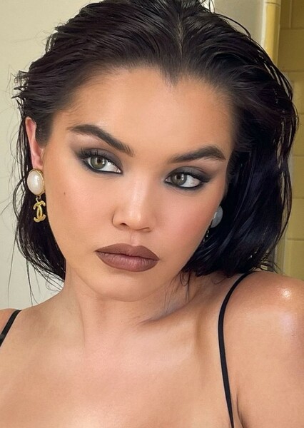 Paris Berelc photo