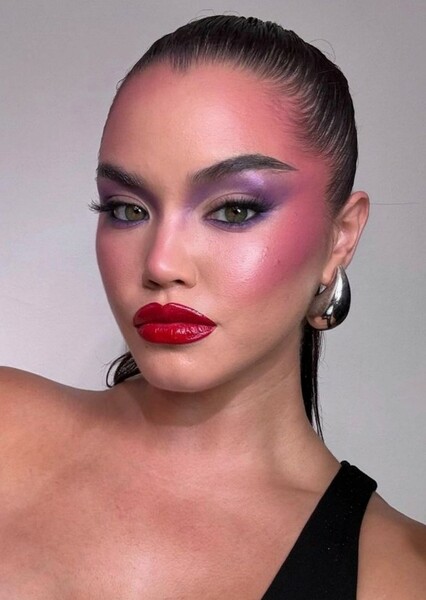 Paris Berelc photo
