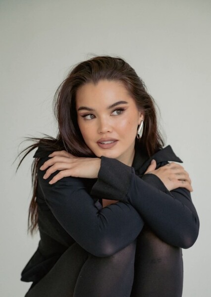 Paris Berelc photo
