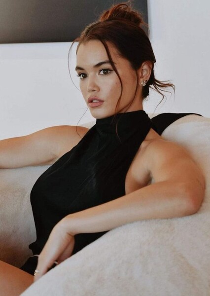 Paris Berelc photo