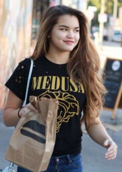 Paris Berelc photo