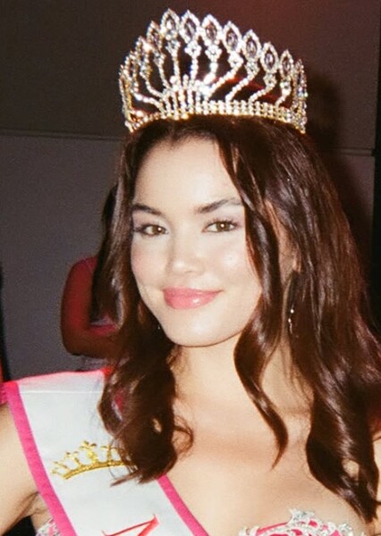 Paris Berelc photo