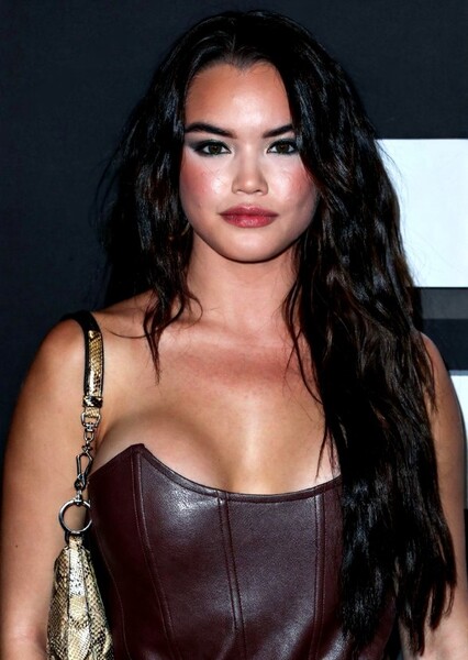 Paris Berelc photo