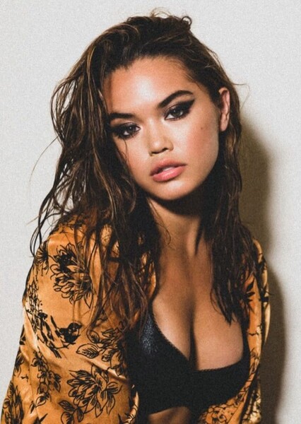 Paris Berelc photo