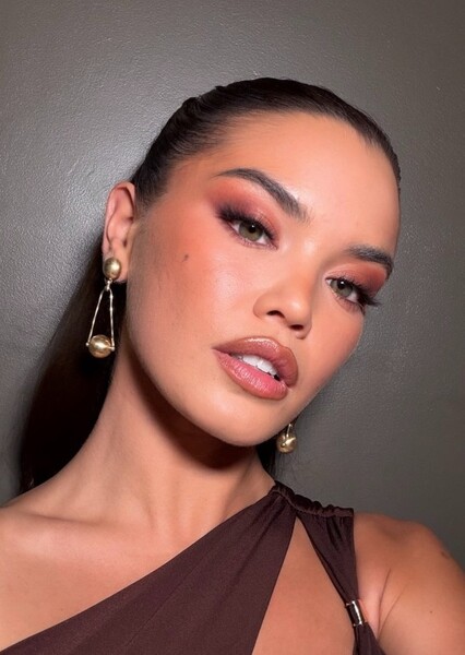 Paris Berelc photo