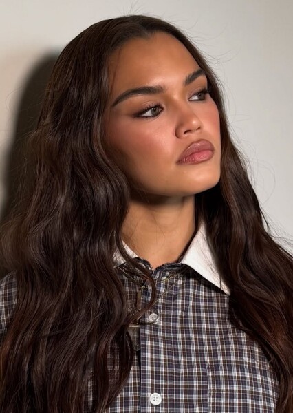 Paris Berelc photo