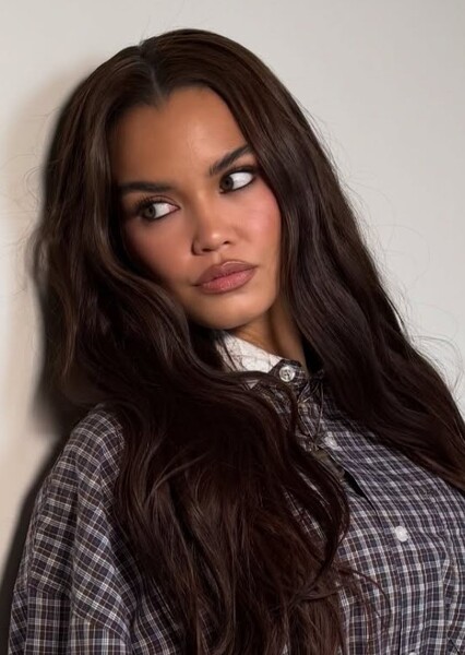 Paris Berelc photo