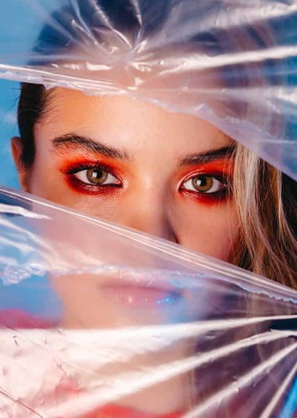 Paris Berelc photo