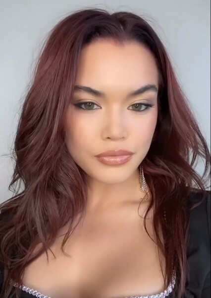 Paris Berelc photo