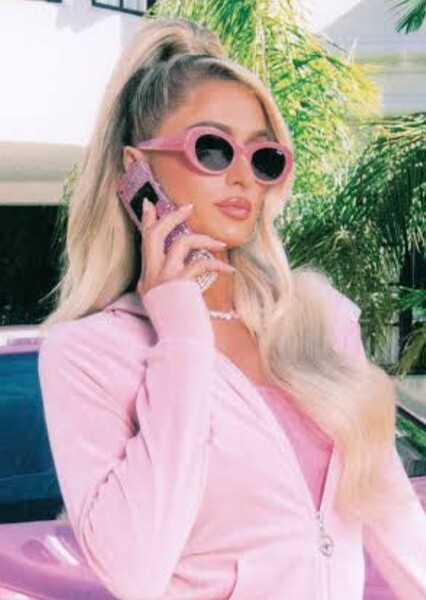 Paris Hilton photo