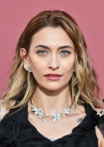 Paris Jackson photo