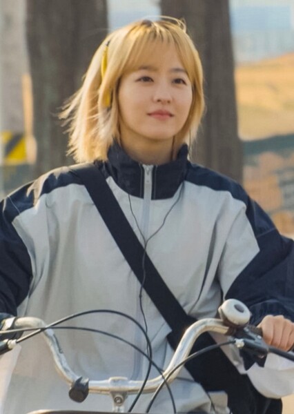 Park Bo-young photo