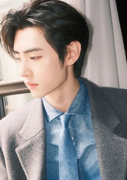 Sunghoon photo
