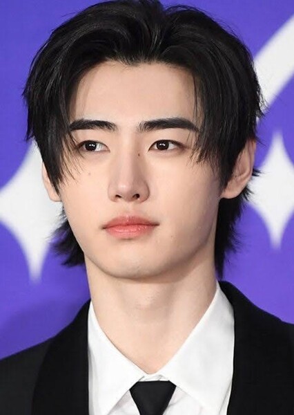 Sunghoon photo