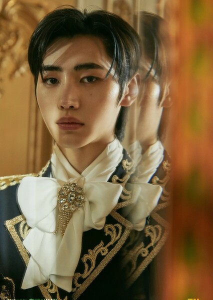 Sunghoon photo
