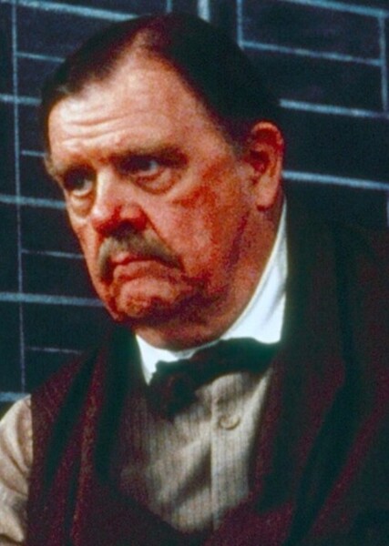 Pat Hingle photo
