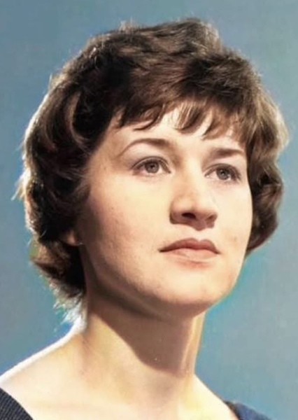 Patricia Routledge photo