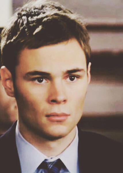 Patrick Flueger photo