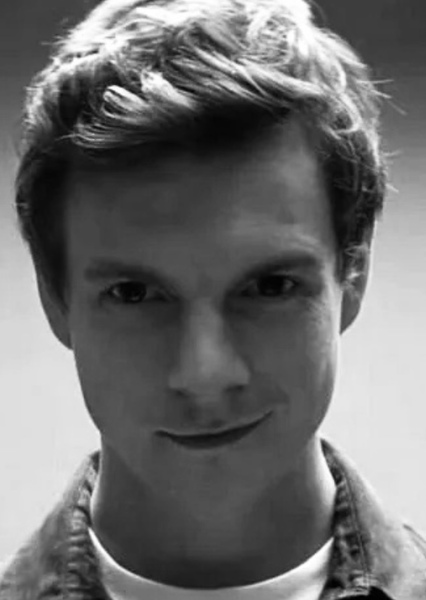 Patrick Gibson photo