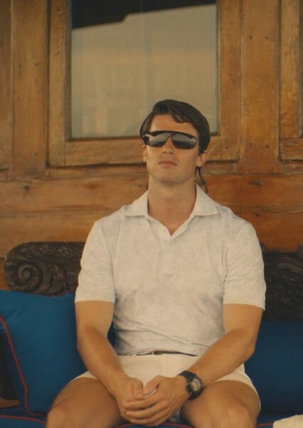 Patrick Schwarzenegger photo