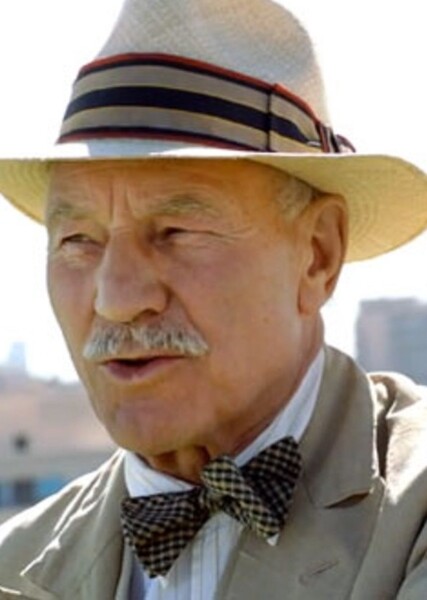 Patrick Stewart photo