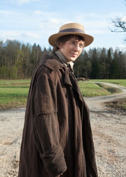 Paul Dano photo
