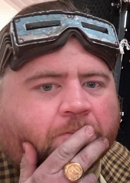 Paul Walter Hauser photo